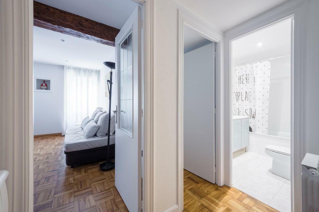 El Hogar De San Fermin Apartman Pamplona Kültér fotó